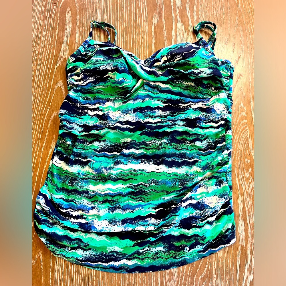 Women’s XL Merona Tankini Top With Soft Cups and Adjustable Straps